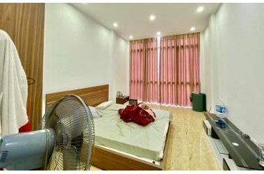 Chỉ 3.2 tỷ có nhà Bạch Mai, Hai Bà Trưng, 46m2 x 5 tầng, ngõ thoáng, gần phố